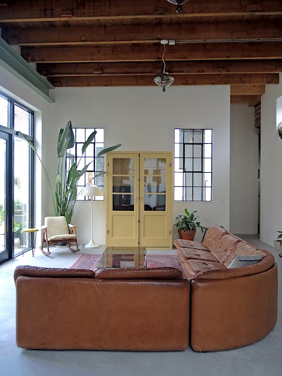 fabriekshal / garage / loods Zwolle