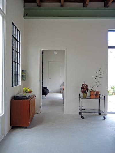 fabriekshal / garage / loods Zwolle
