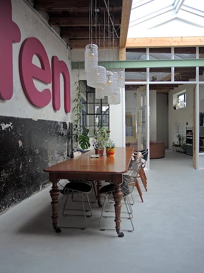 fabriekshal / garage / loods Zwolle