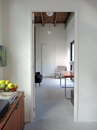 fabriekshal / garage / loods Zwolle