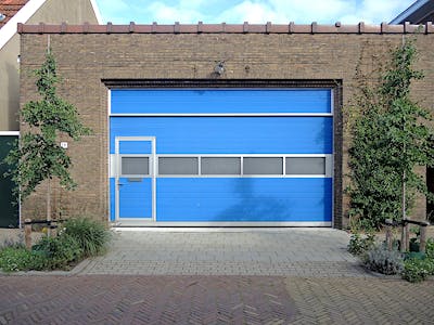 fabriekshal / garage / loods Zwolle