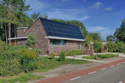 Uden